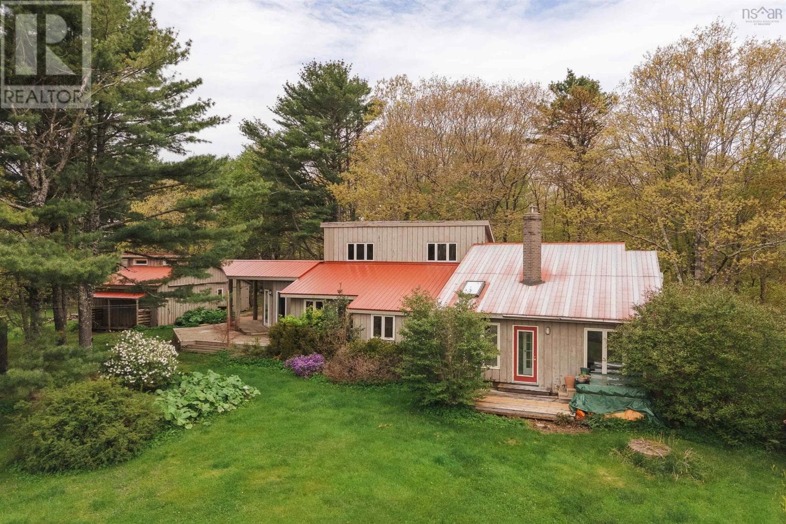371 LACEY MINES ROAD in