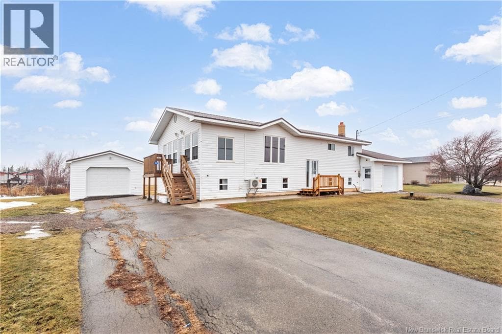 12 BELLERIVE ROAD in