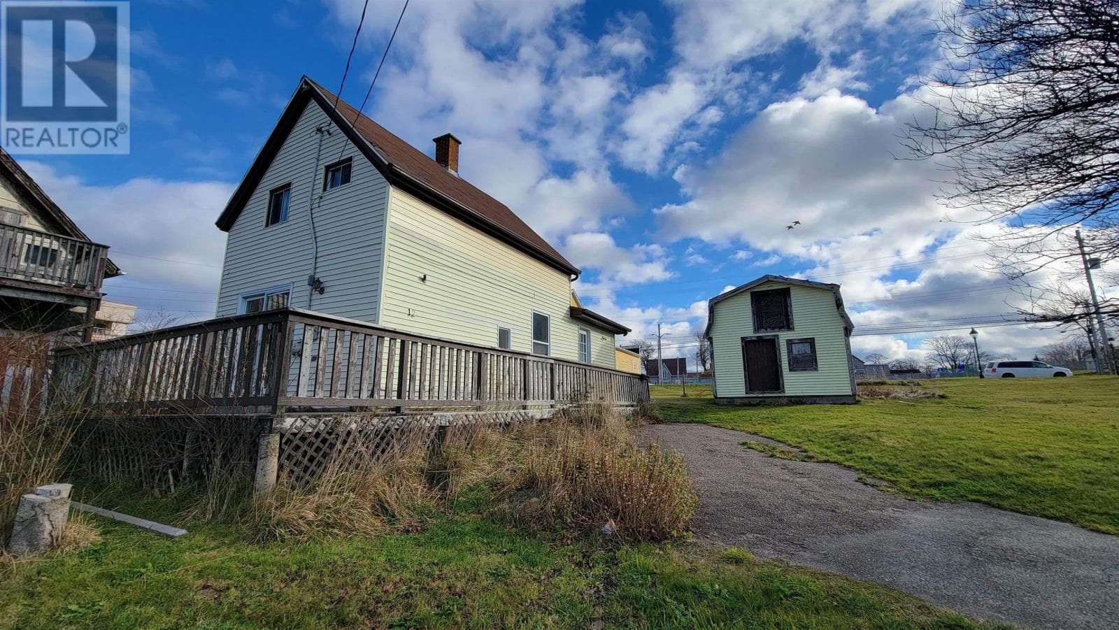 12 PORTERS LANE in