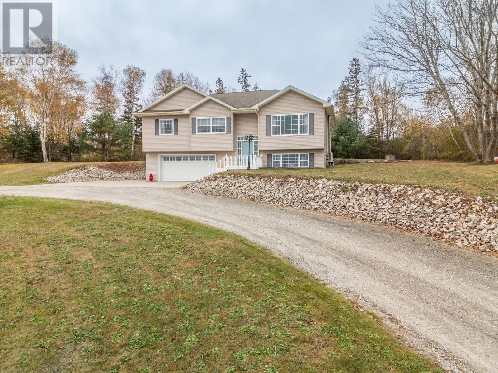 44 BIRCH DRIVE in