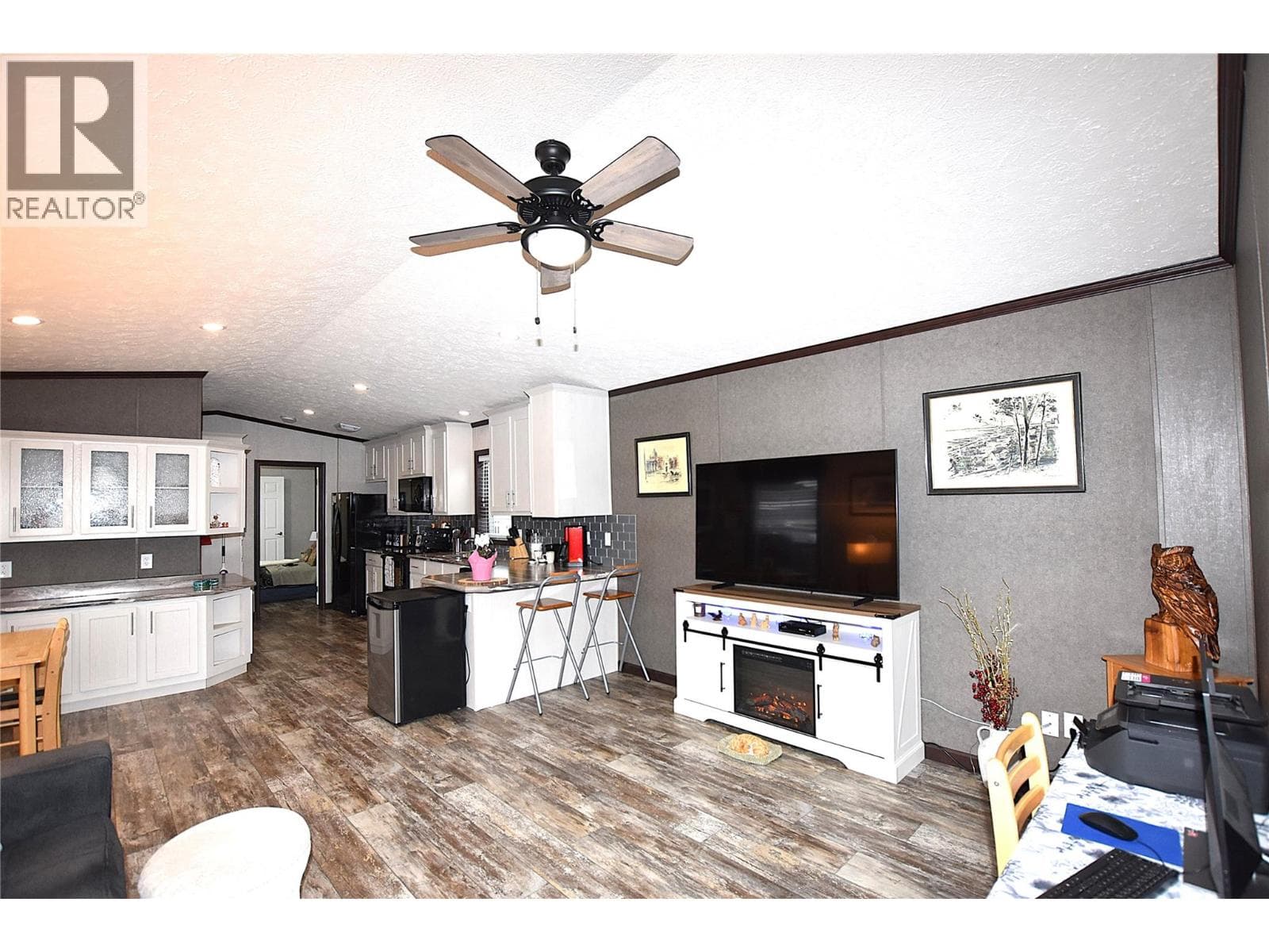 61 ANTOINE ROAD UNIT 8 in