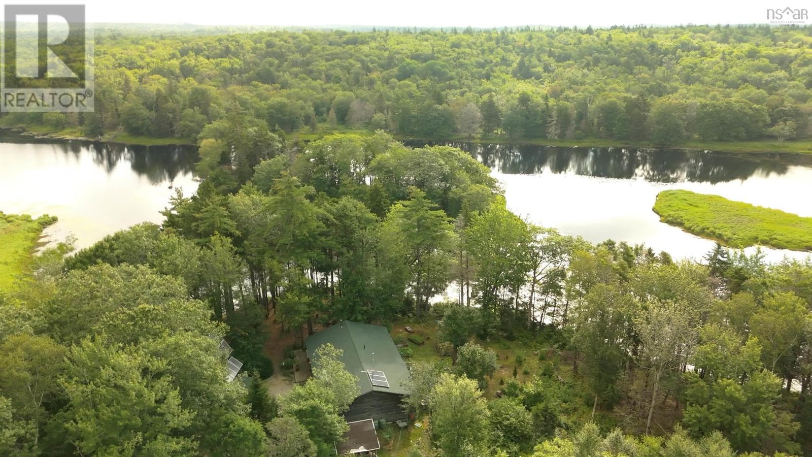 1542 CANAAN ROAD in