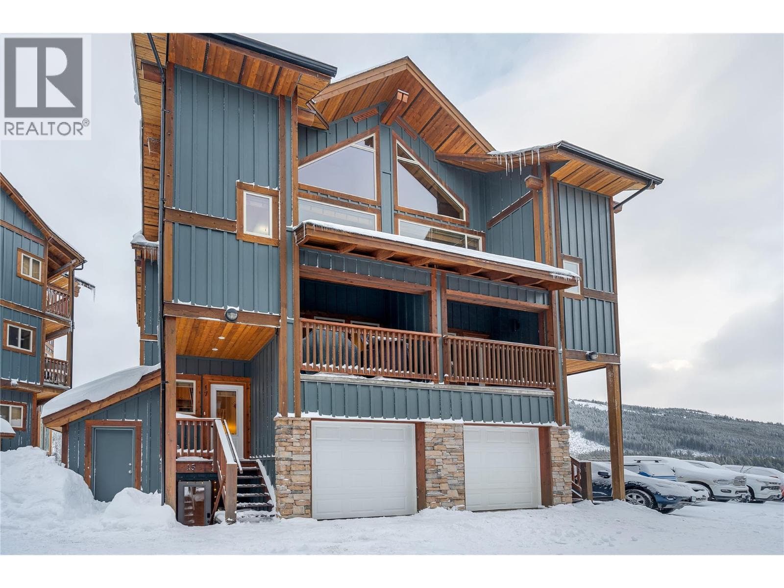308 CREEKVIEW ROAD UNIT 17 in