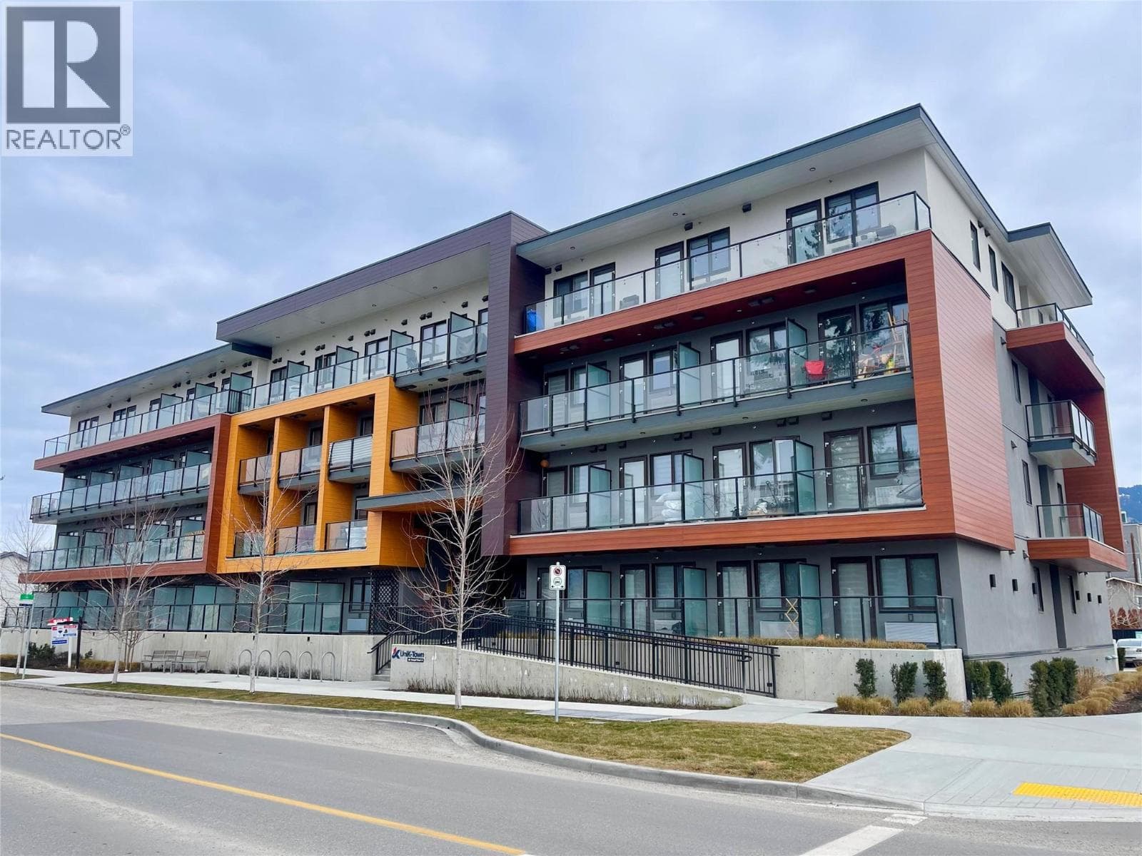 345 Dougall Road N Unit# 112 in Rutland