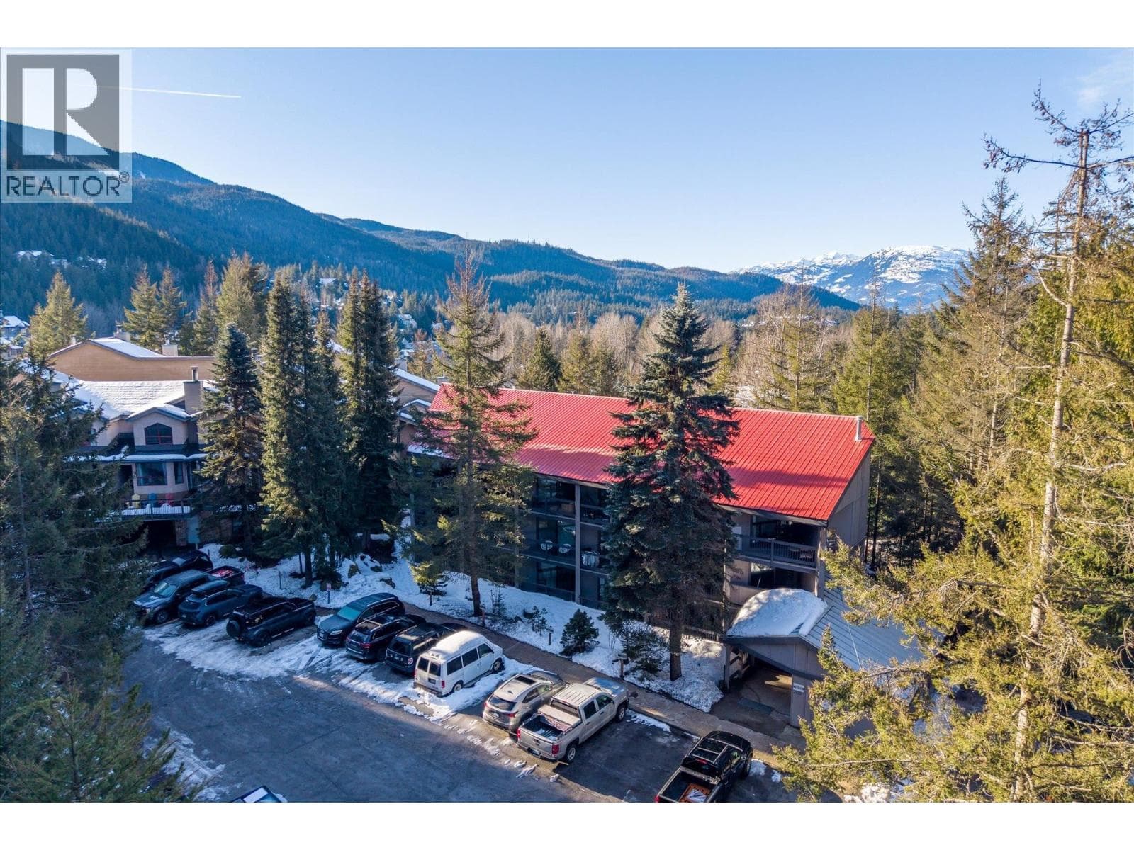 211 2109 WHISTLER ROAD in