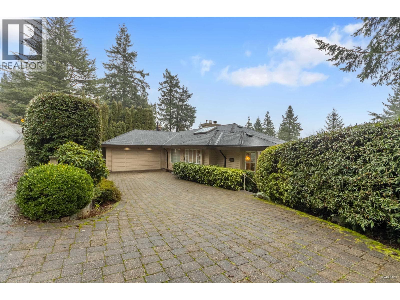 4856 HEADLAND DRIVE in Upper Caulfield