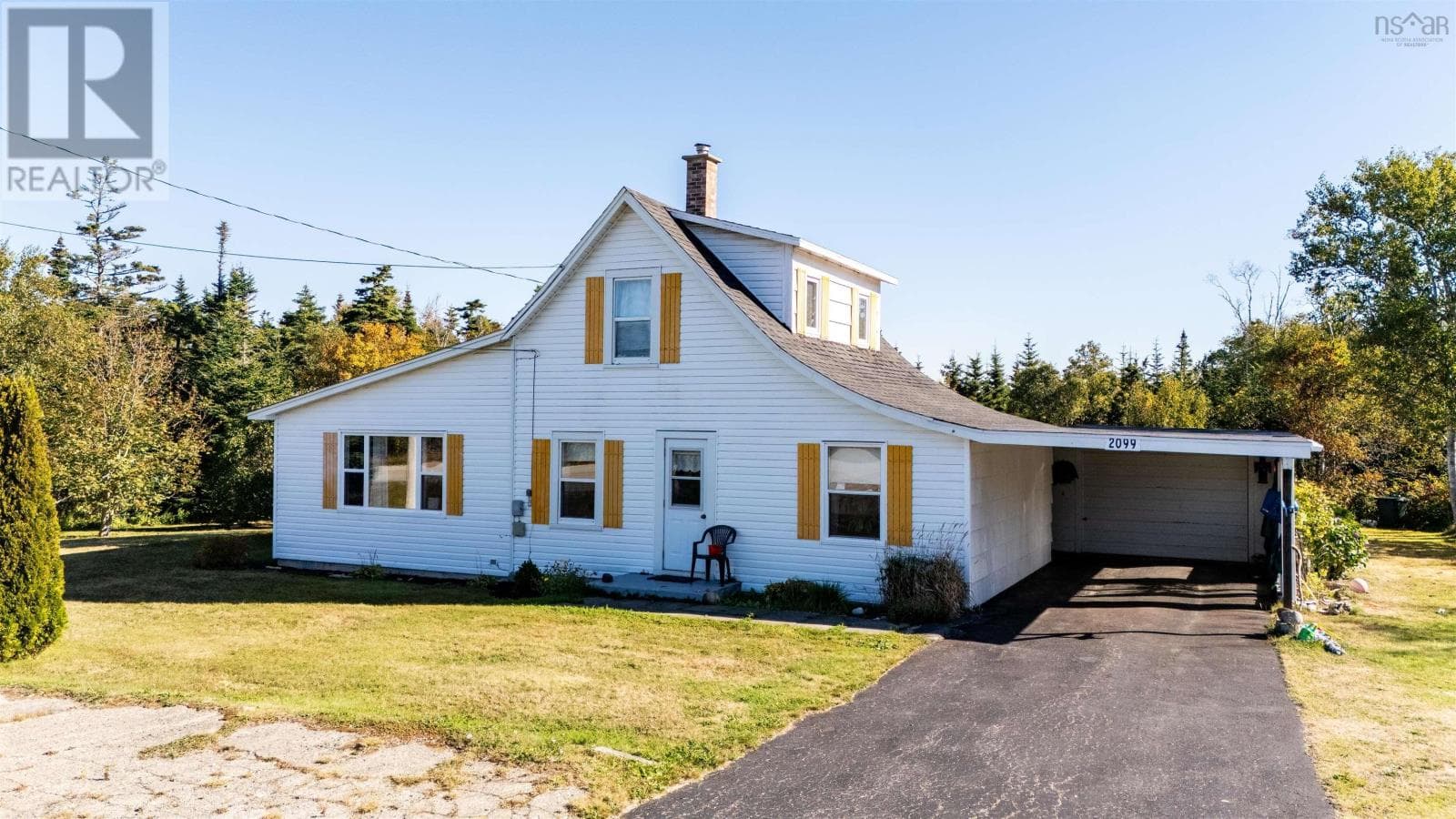 2099 COMEAUS HILL ROAD in