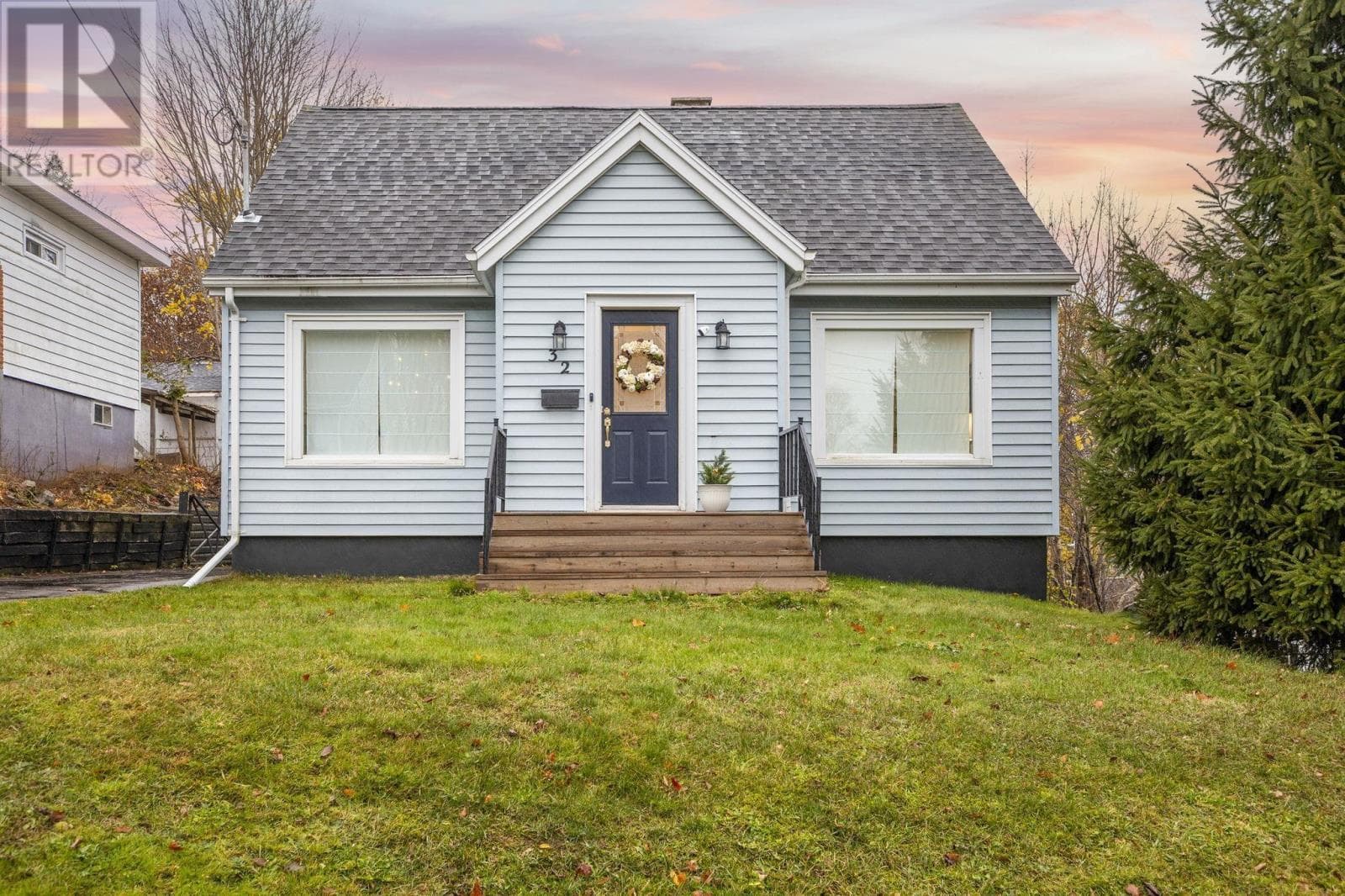 32 ARCHIBALD STREET in