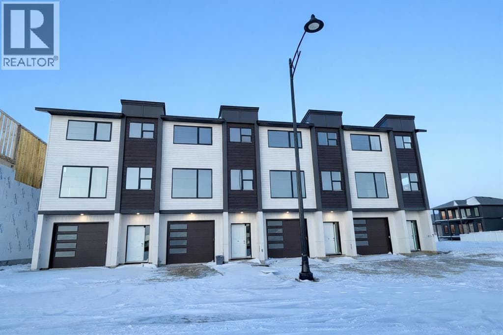 65 Lavelle Close in