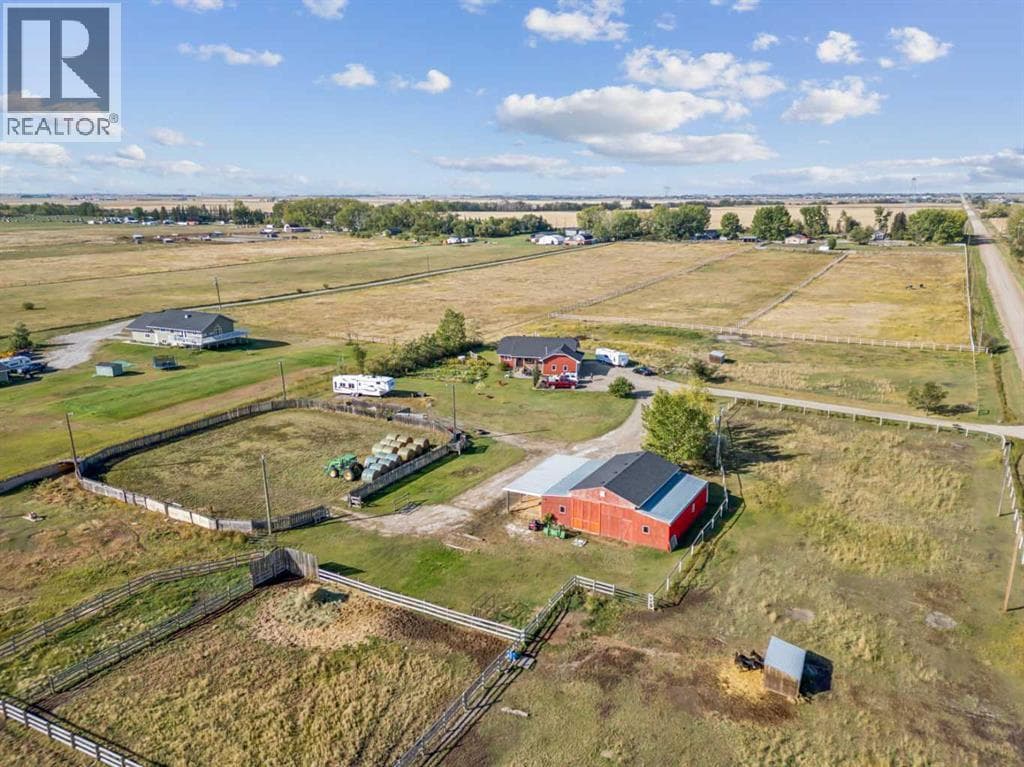 272187 TOWNSHIP ROAD 240 in