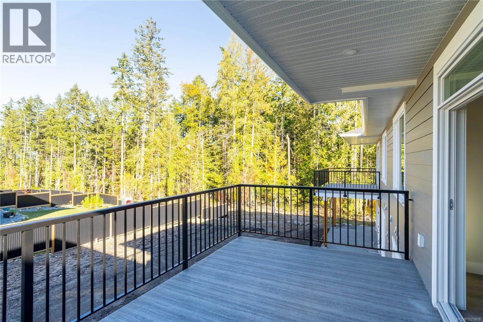 669 SANDERSON ROAD in