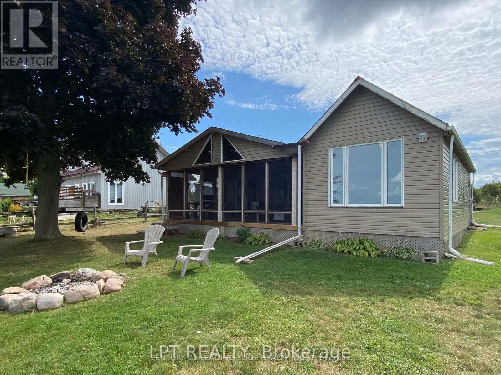 40586B SHORE ROAD ALLOWANCE ROAD in