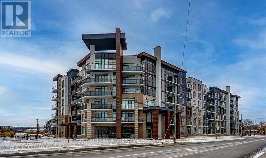 324 - 600 NORTH SERVICE ROAD in Bayview