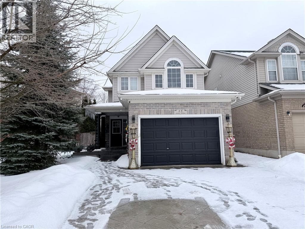 15 GEES WAY in Hespeler