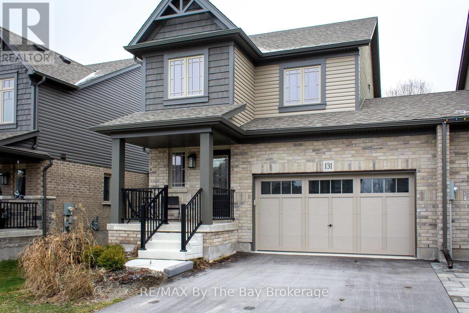 131 STONEBROOK WAY in