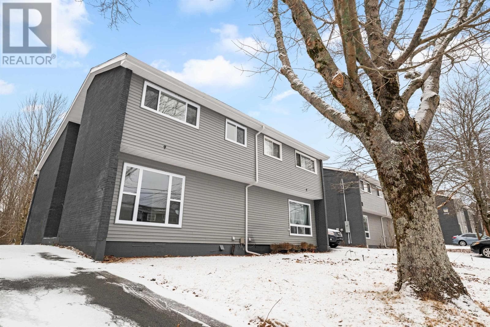 9-9A Ruben Court in DARTMOUTH
