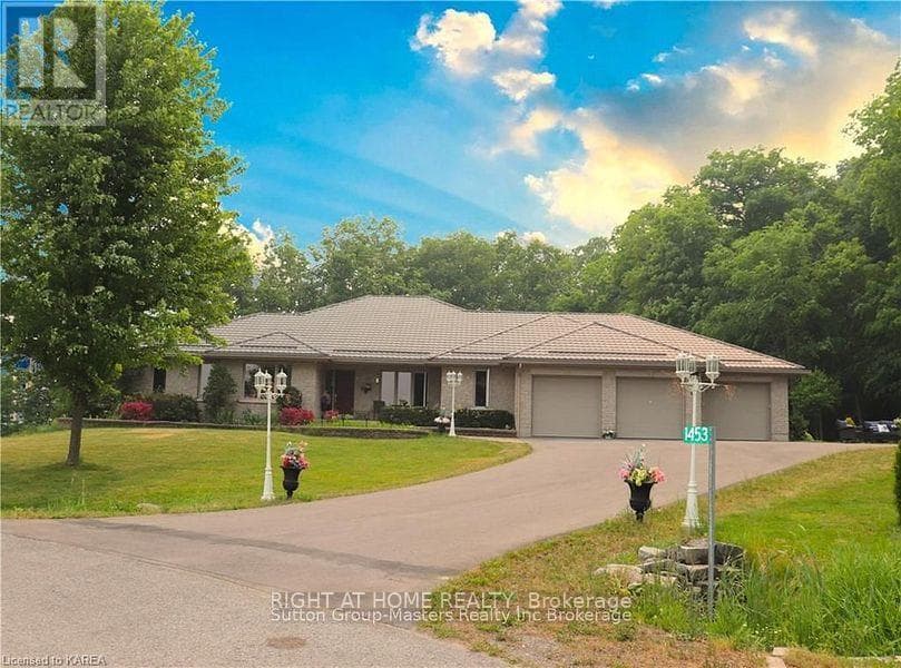 1453 MILLENNIUM COURT in Glenburnie