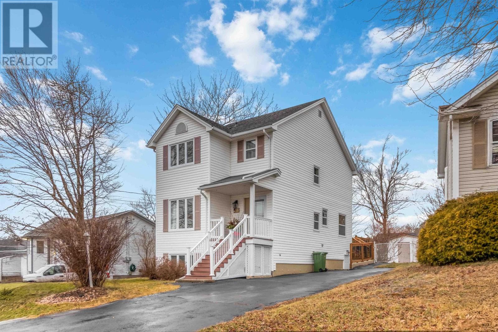 80 ROSSING DRIVE in MIDDLE SACKVILLE