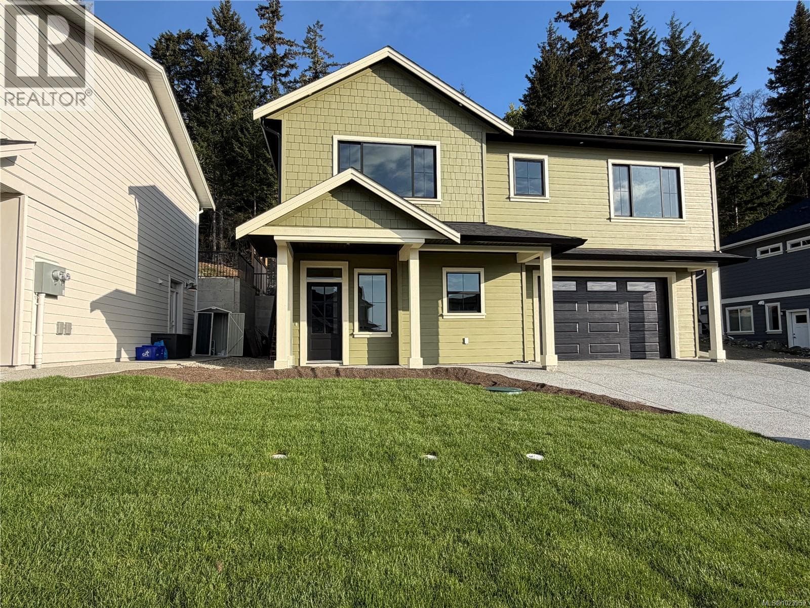 2584 Nickson Way in