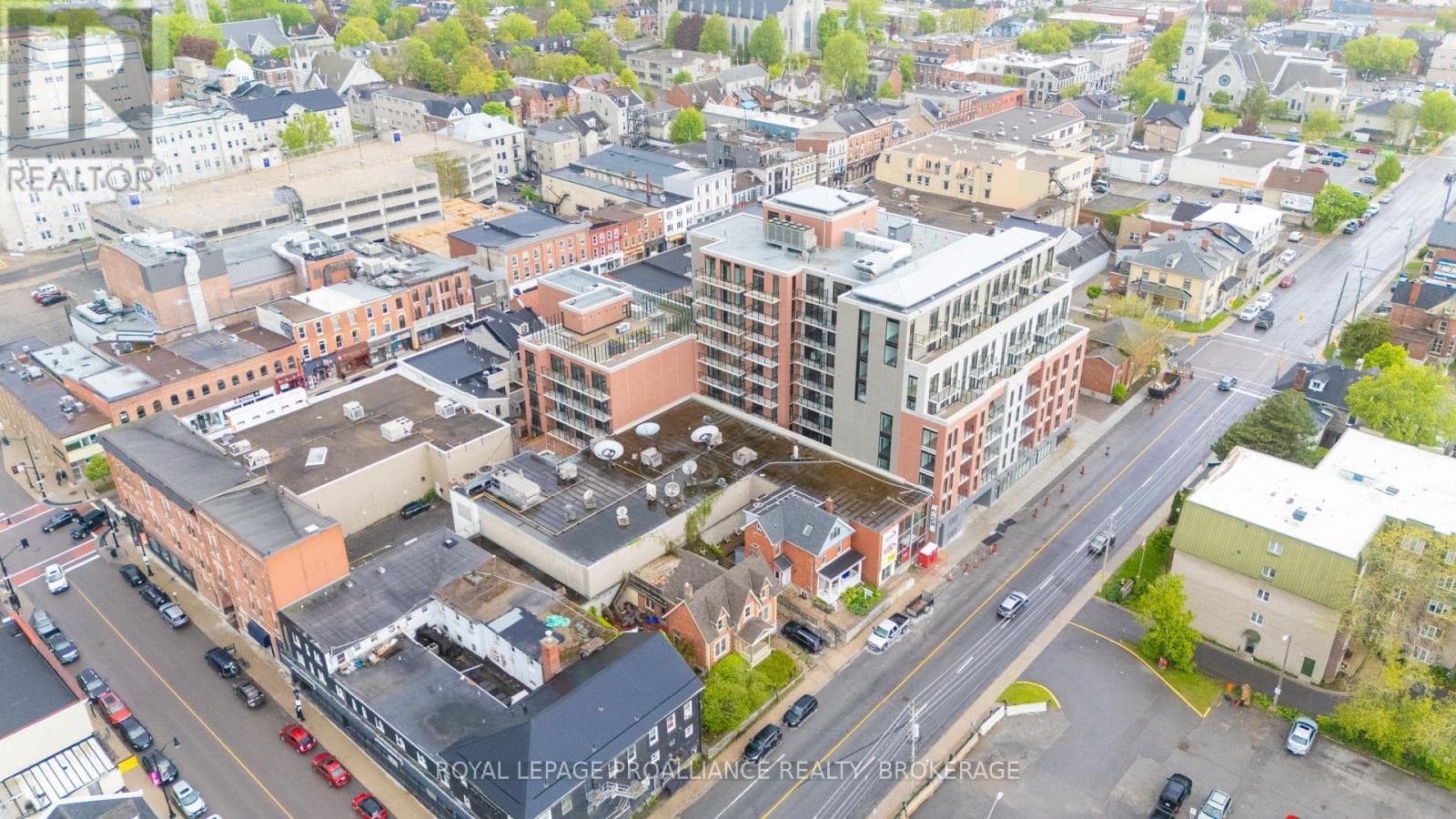 909 - 223 PRINCESS STREET in Inner Harbour