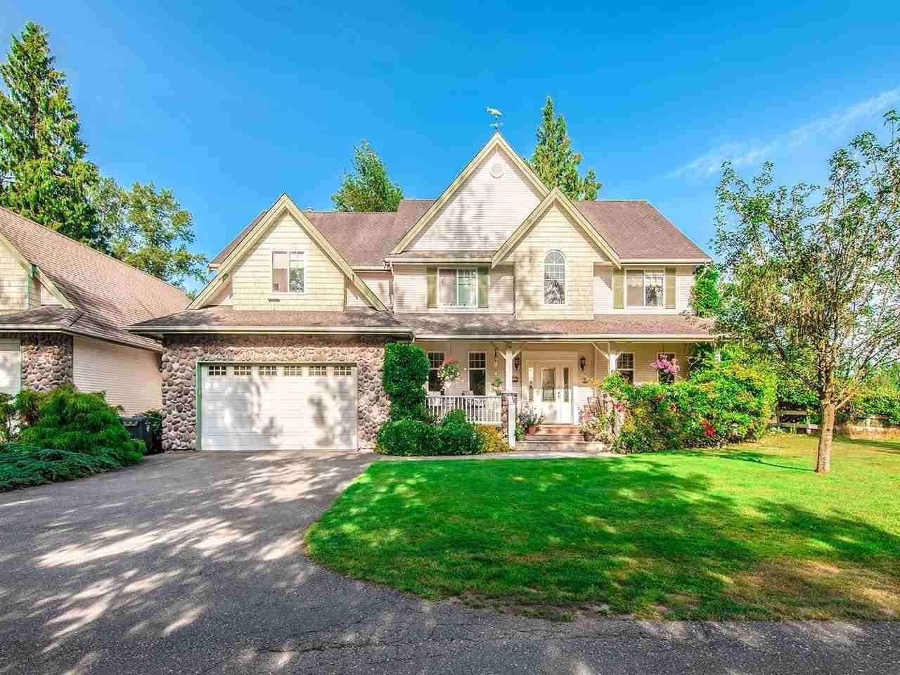 2552 207 STREET in