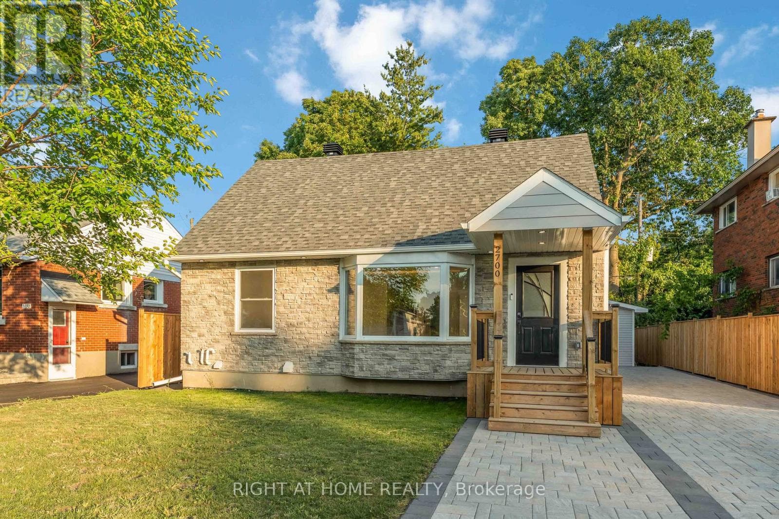 2700 PRISCILLA STREET in BRITANNIA