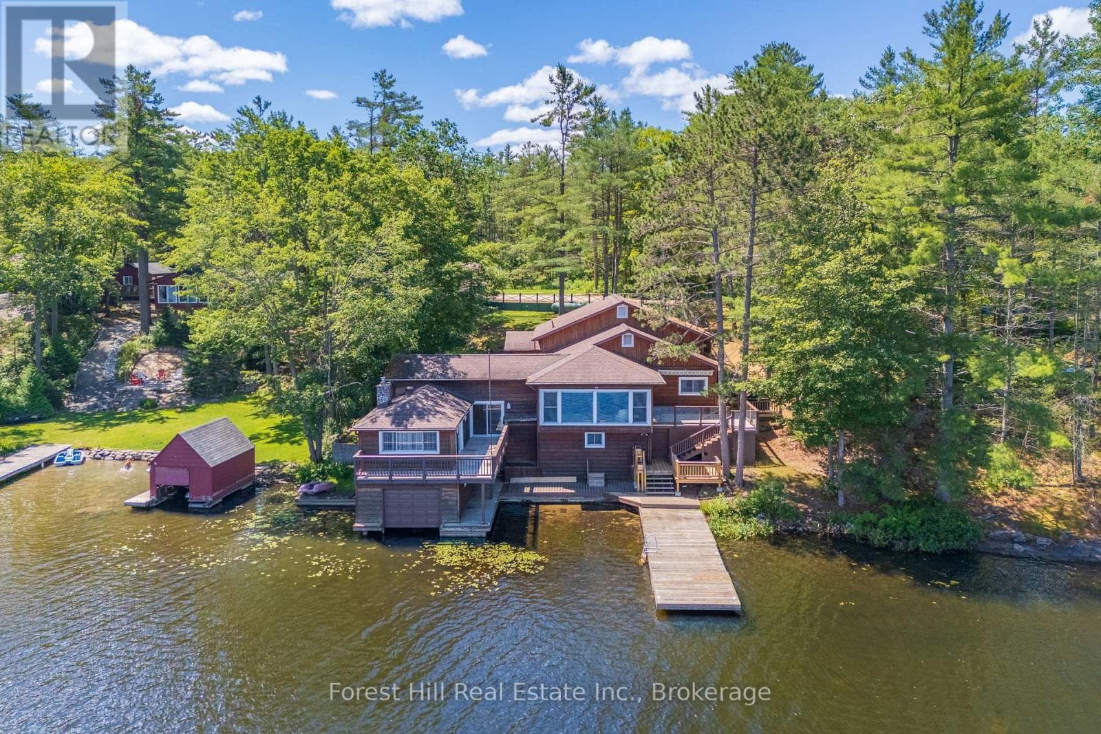 1062 PINE LAKE ROAD in