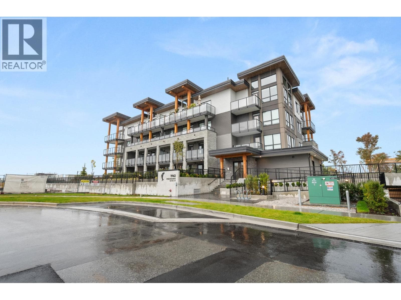 205 1942 STARLING DRIVE in Tsawwassen