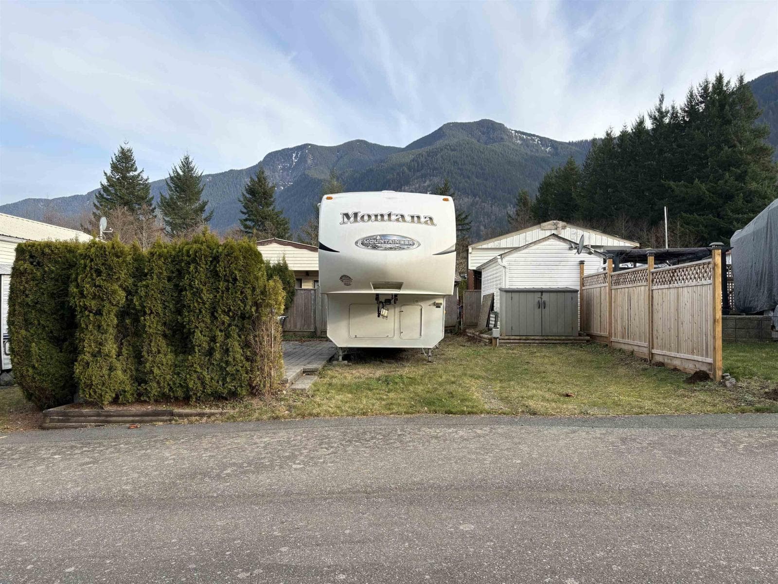 133 1436 FROST ROAD, Columbia Valley in