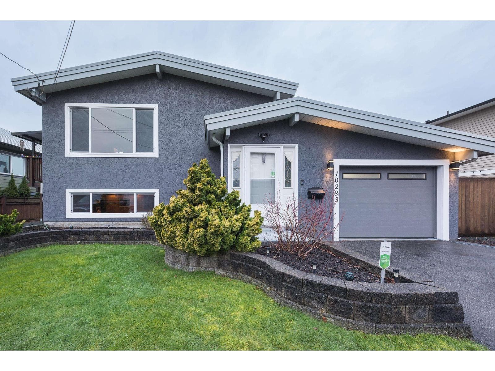 10283 KENT ROAD, Fairfield Island in Chilliwack Proper