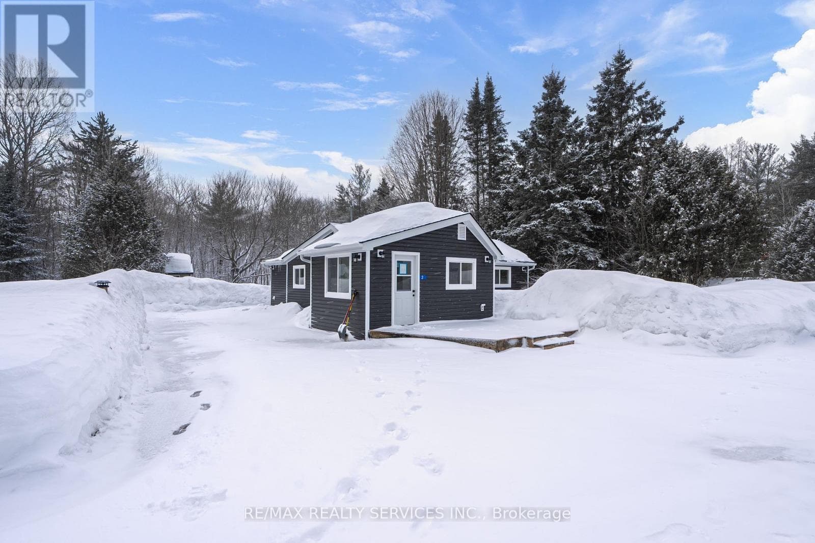 7826 LAKE JOSEPH ROAD in
