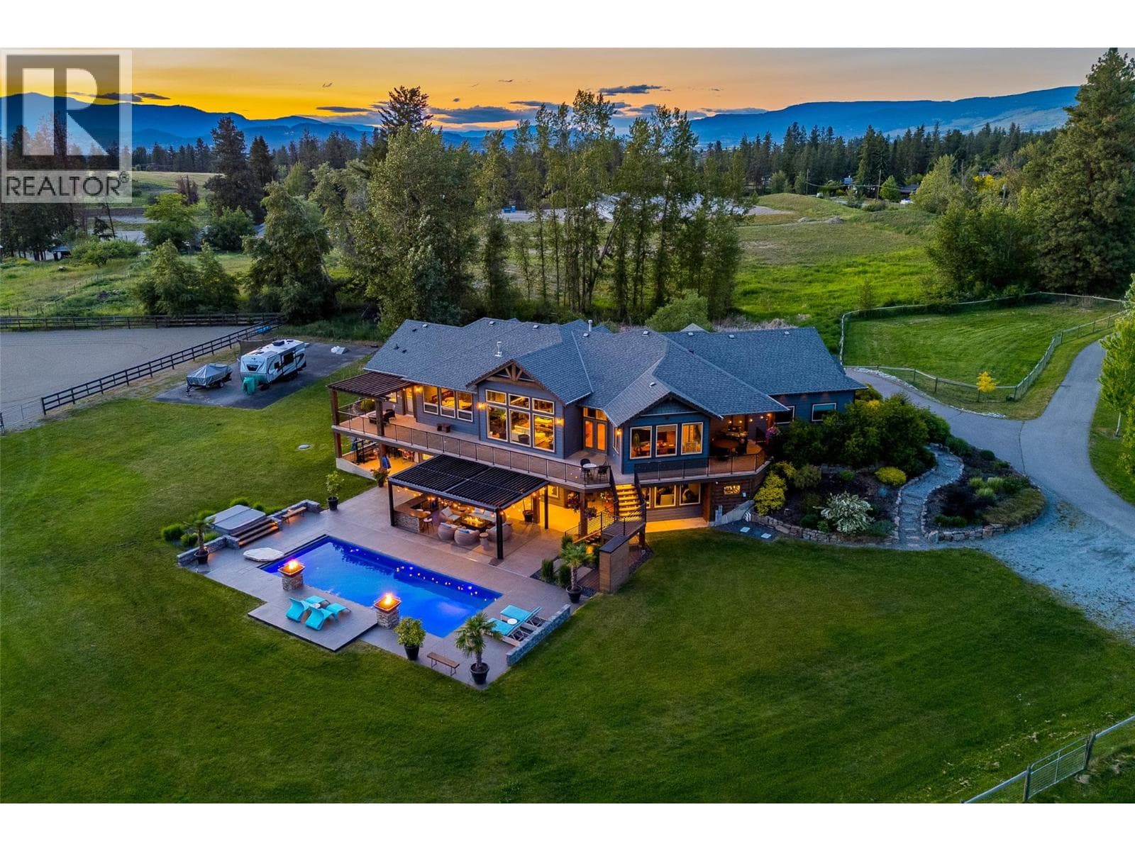 4284 JAUD ROAD in Southeast Kelowna