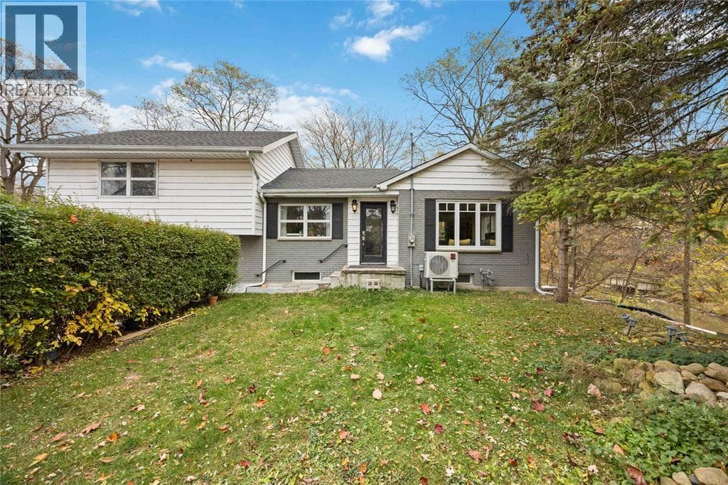 2006 OLIVE AVENUE in