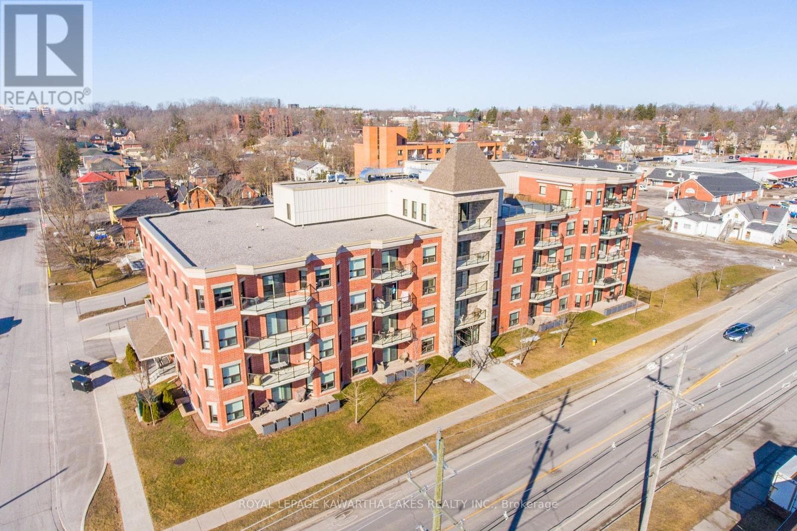 103 - 58 GLENELG STREET W in Lindsay