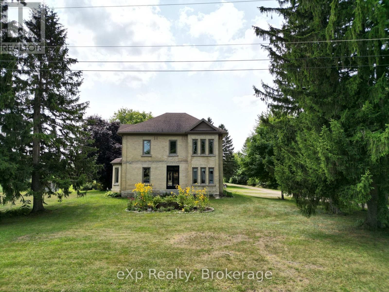 1337 BRUCE ROAD 15 in