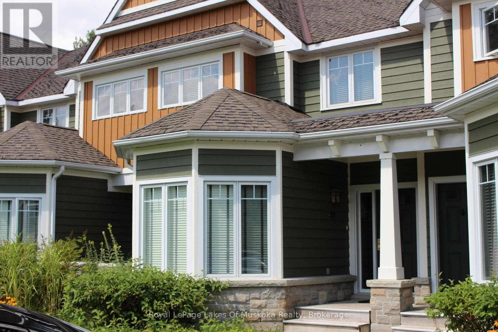 V15 W 9 - 1020 BIRCH GLEN ROAD in