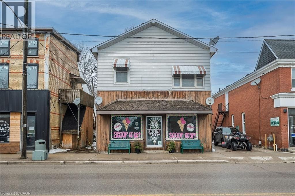 122 KING Street in