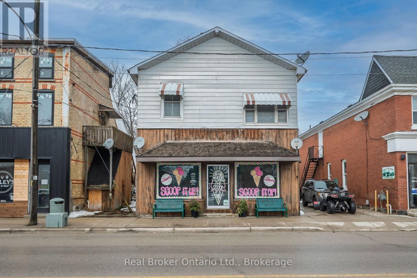 122 KING Street in