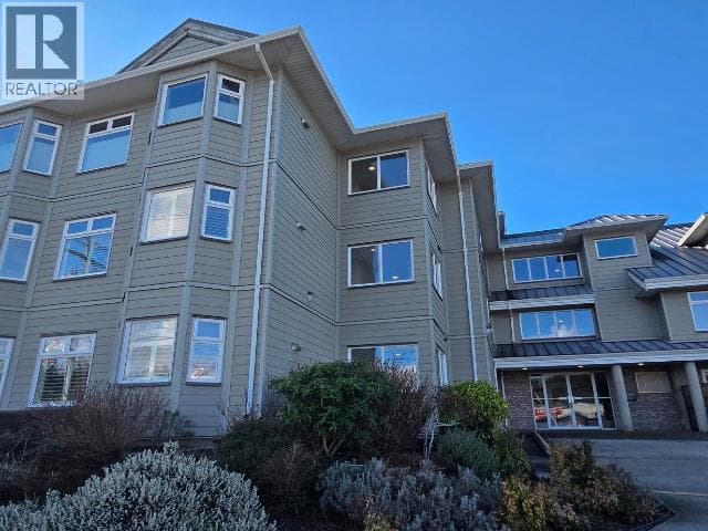 104-4685 JOYCE AVE in