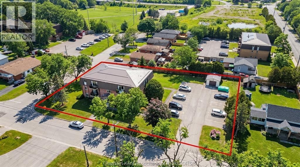 42 PARKVIEW HEIGHTS in