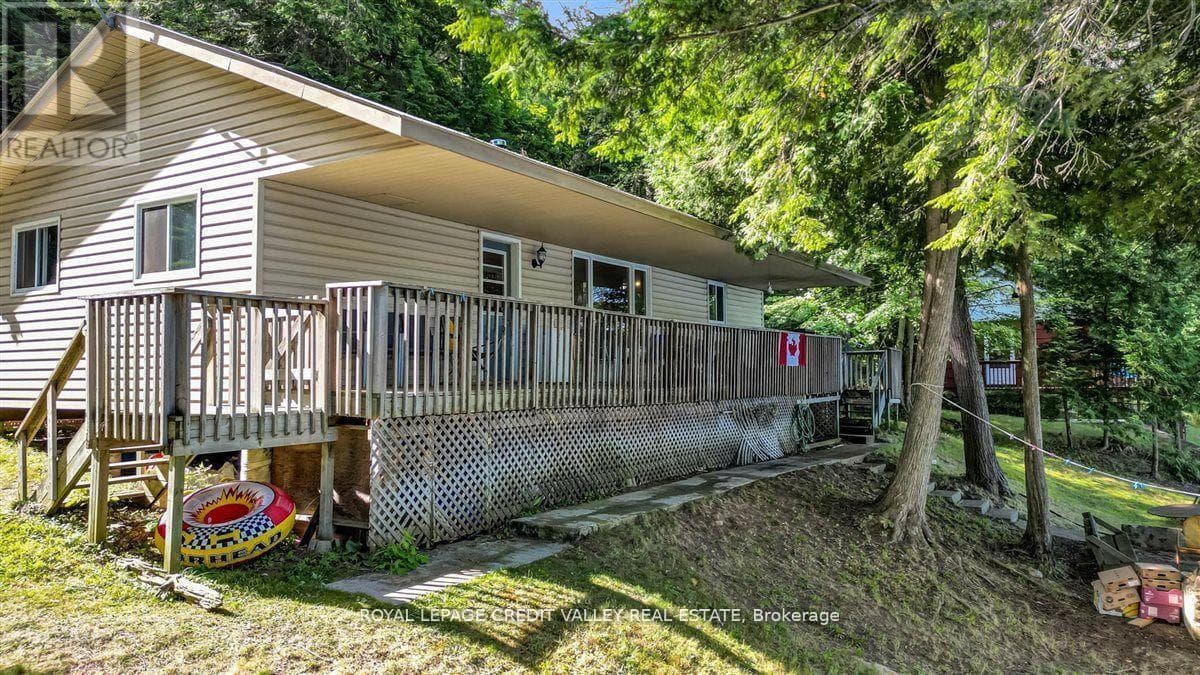 292 CAROLINE COURT in