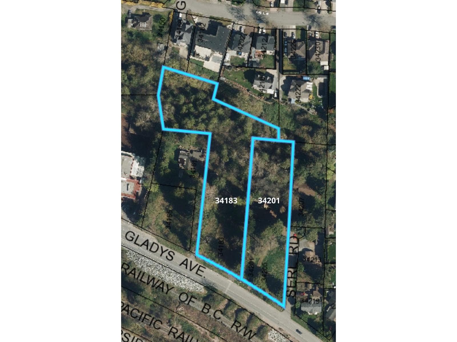 34201 GLADYS AVENUE in Historic Downtown