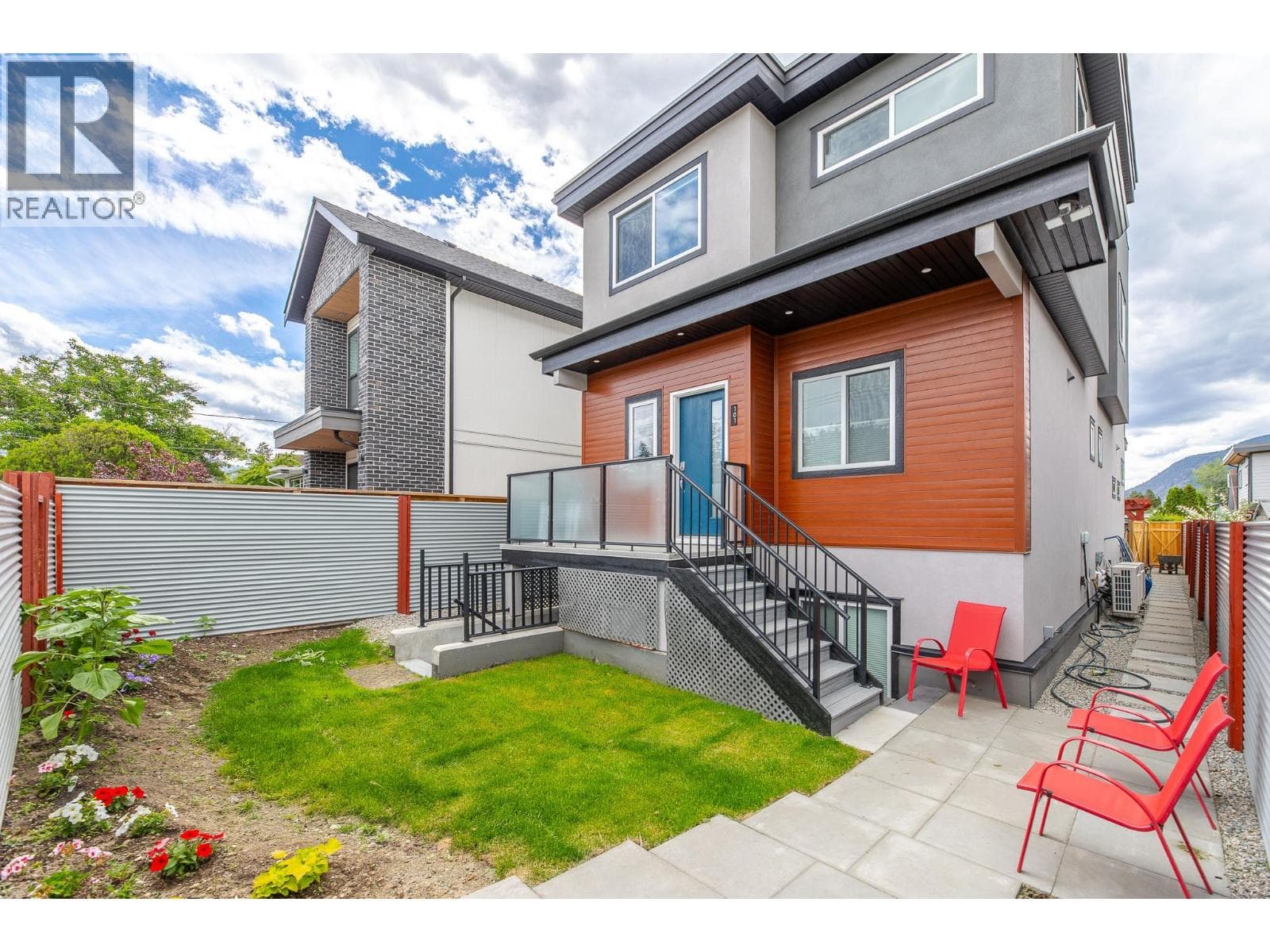 490 Eckhardt Avenue Unit# 101 in