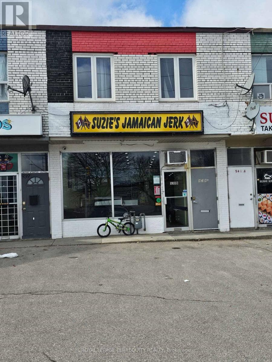 939 LAKESHORE ROAD EAST in