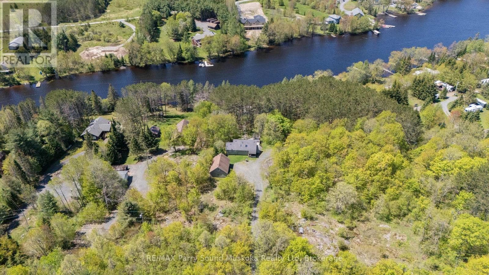 587 MALL ROAD in