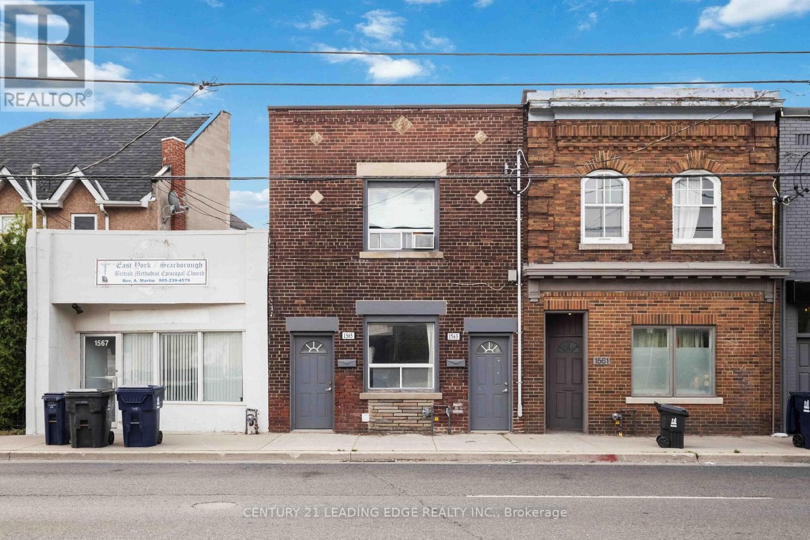 1563 KINGSTON ROAD in Birchcliffe-Cliffside