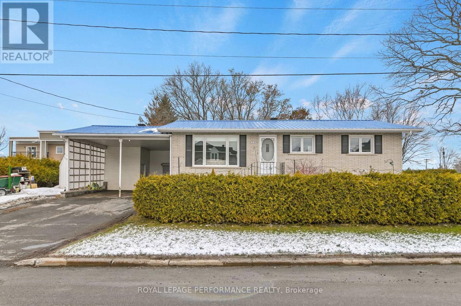 313 CECILE BOULEVARD W in