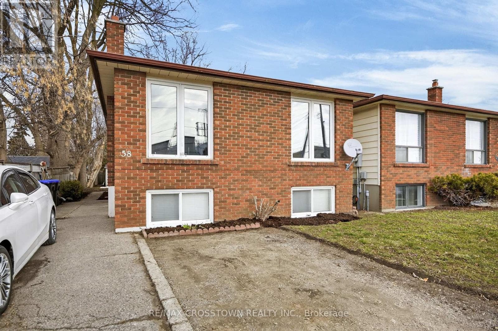 58 ALBERT STREET E in