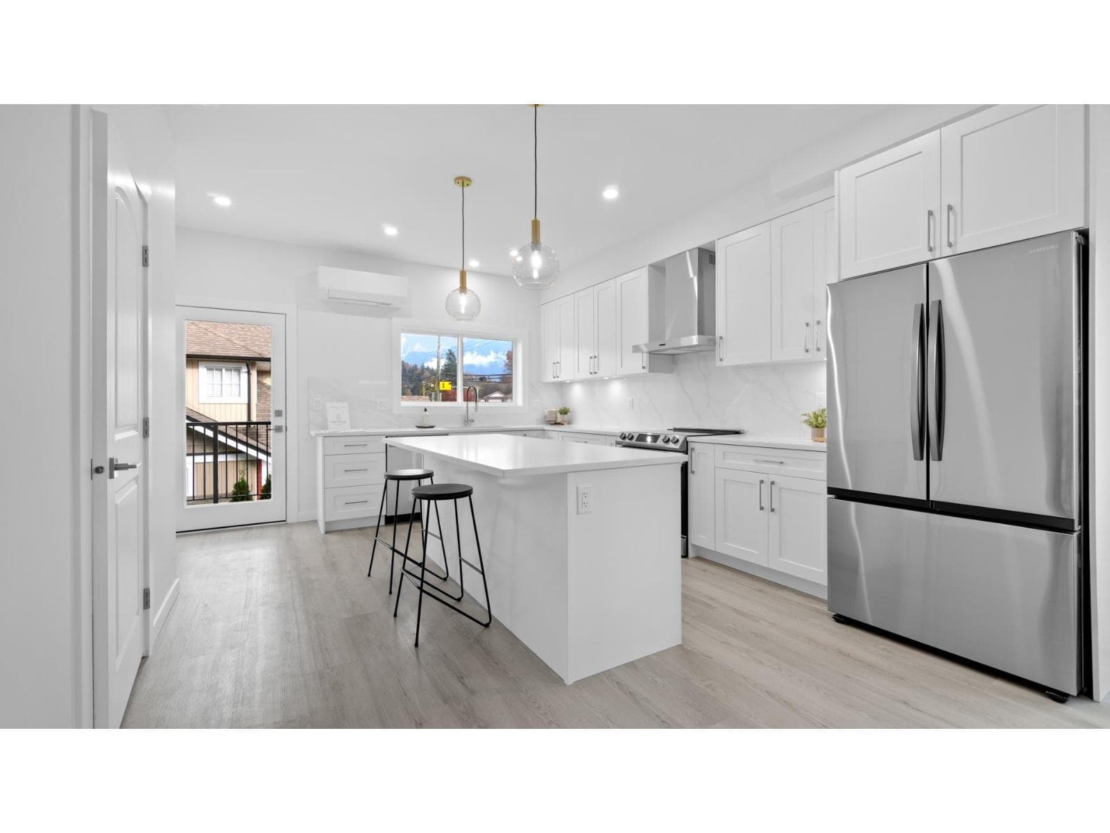 6 1655 AGASSIZ ROSEDALE NO 9 HIGHWAY, Agassiz in