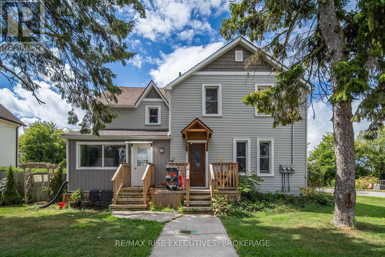 190 VICTORIA AVENUE in